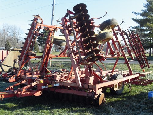 Property photo 36 - Railsback Farm Equipment Auction